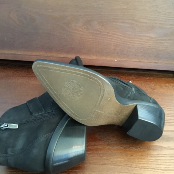 Vince Camuto Ashena Bootie Black Size 9 NWT $179 MSRP - Picture 11 of 12
